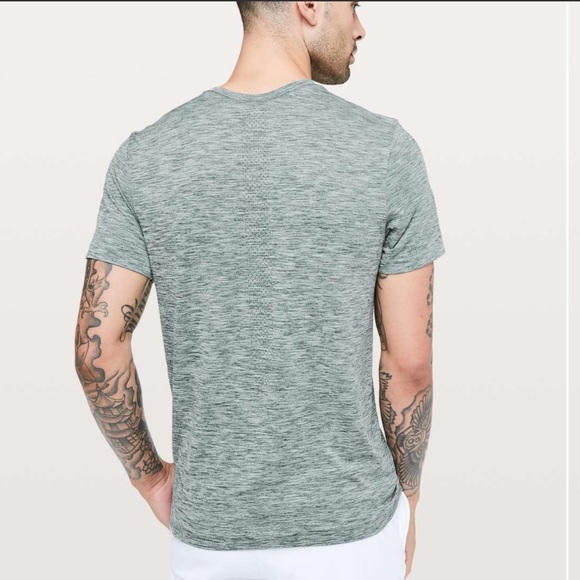 Lululemon Metal Vent Tech Surge Short Sleeve - Picture 2 of 5